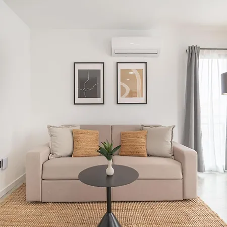 Apartment Dobo Postigos Malaga